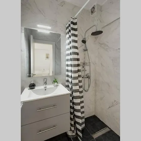 Spacious Stylish Studio Up To 4Ppl Close To Centre Thessaloniki Exterior photo