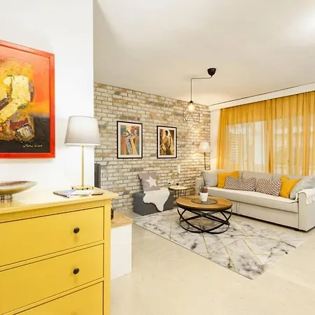 Spacious Stylish Studio Up To 4Ppl Close To Centre Thessaloniki Exterior photo