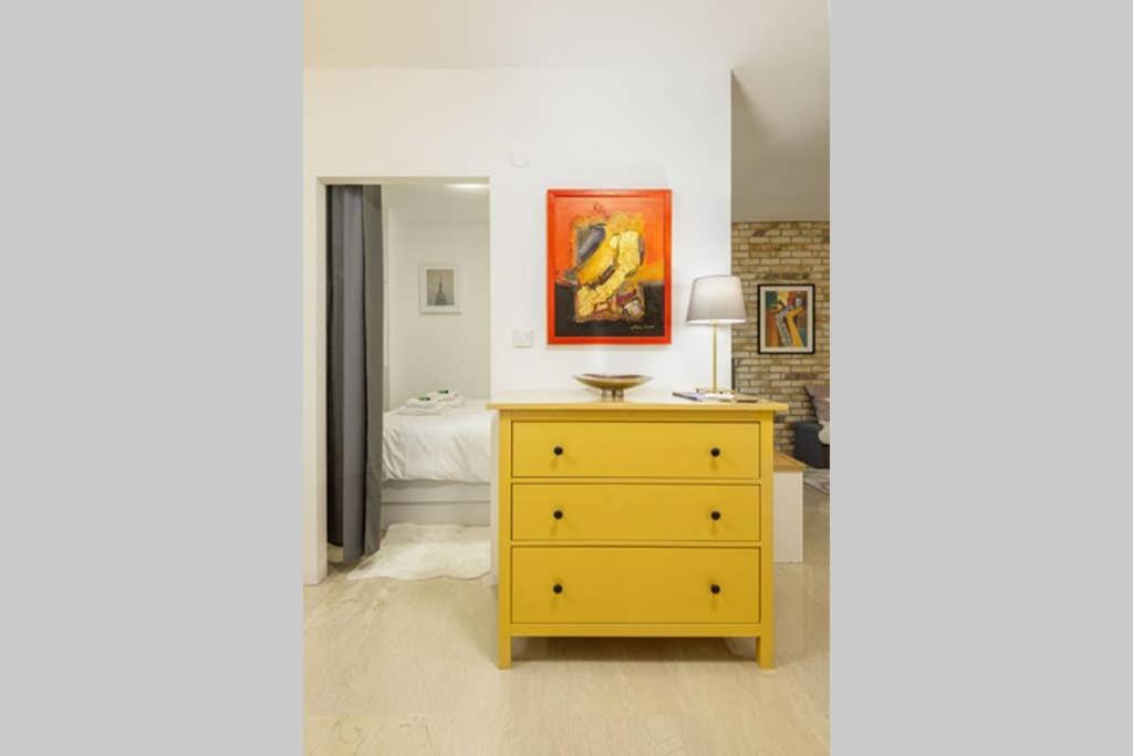 Spacious Stylish Up To 4ppl Close To Centre Soluň