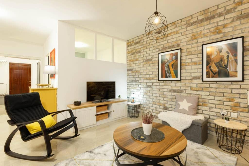 Spacious Stylish Up To 4ppl Close To Centre Apartment Thessaloniki